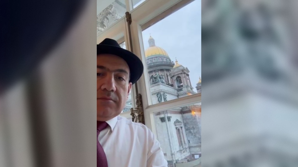 «Сердечко» на фоне Исаакия: Пашинян записал позитивное видео из Петербурга