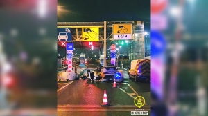 Ночной заезд по ЗСД закончился для пьяного лихача на каршеринге ударом об разделитель