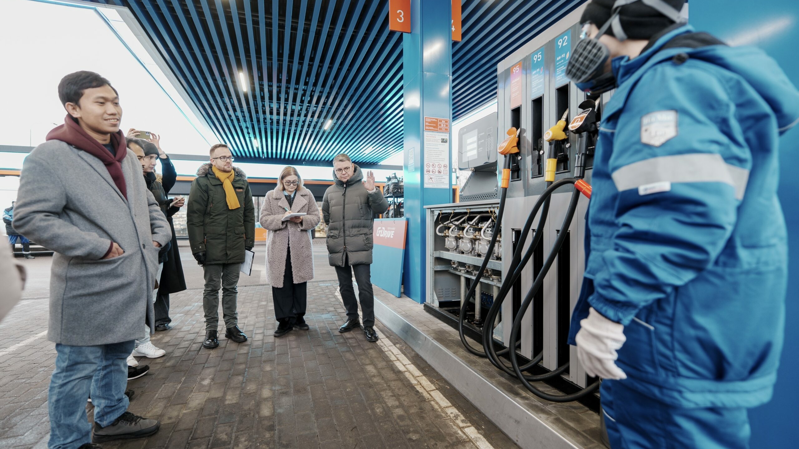 Специалисты из стран АСЕАН изучили российские технологии управления АЗС