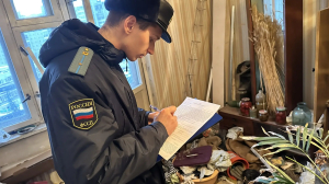 В Петербурге помогли одиночке с ребенком-инвалидом встретить Новый год в собственной квартире