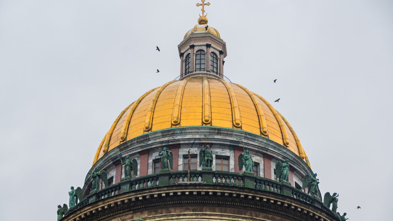 Исаакиевский собор наконец освободили от строительных лесов. Посмотрите на фото деталей