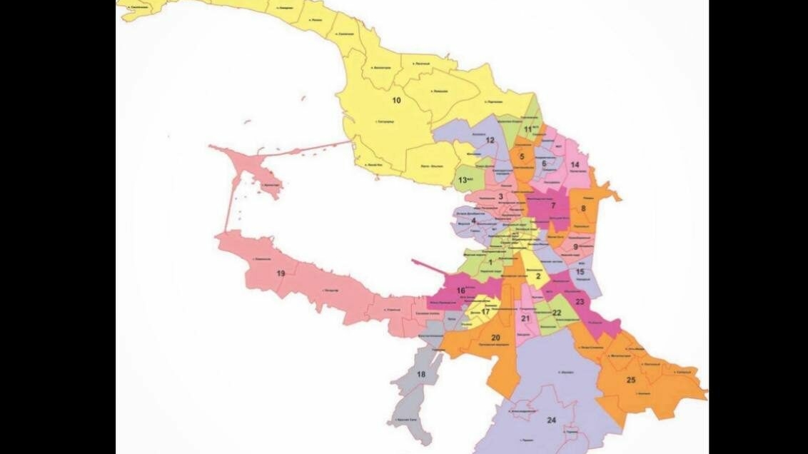 Петербургские депутаты показали новую схему избирательных округов