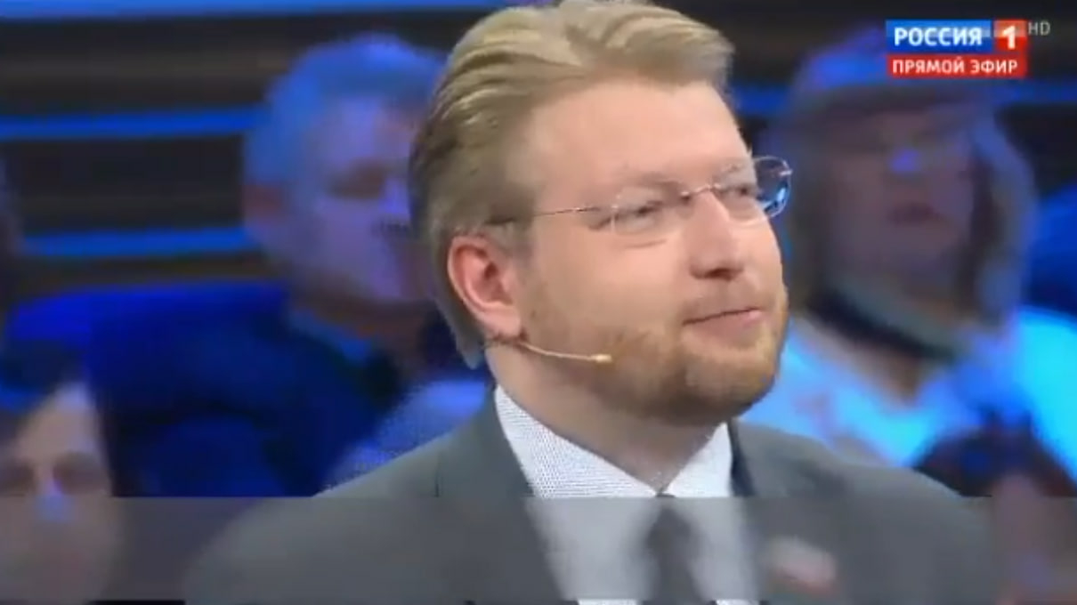 Председатель партии «Яблоко» Рыбаков отстранен от выборов в 2026 году: политика подвел пост с мертвым блогером 