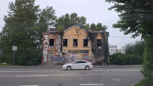 Снос дома на Шаумяна перенесли на 2026 год из-за комитета по строительству Петербурга