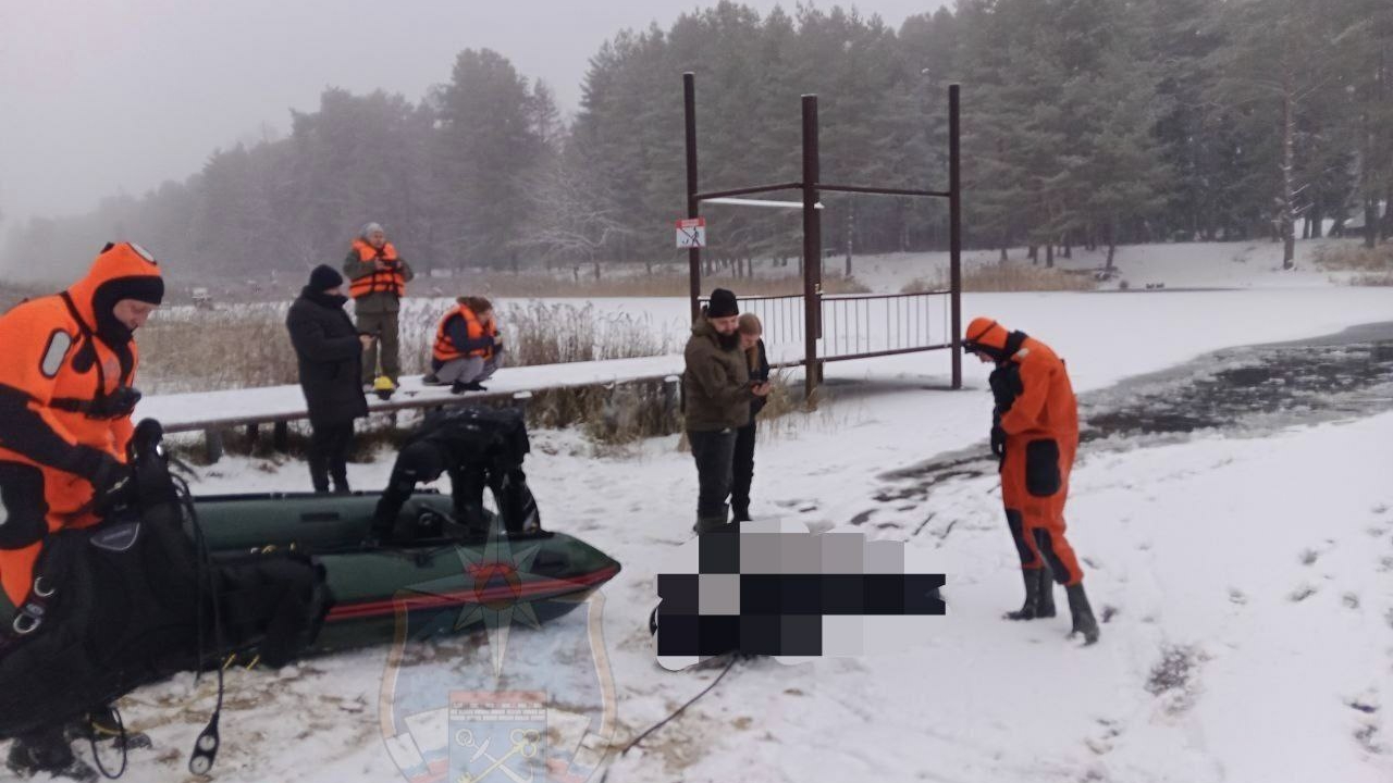 Первый труп: МЧС напоминает петербуржцам и жителям Ленобласти об опасности выхода на лед