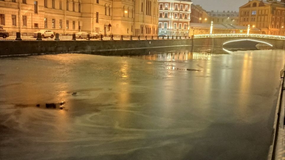 Синоптик Колесов показал петербуржцам, что произошло в водоемах города после снежного залпа