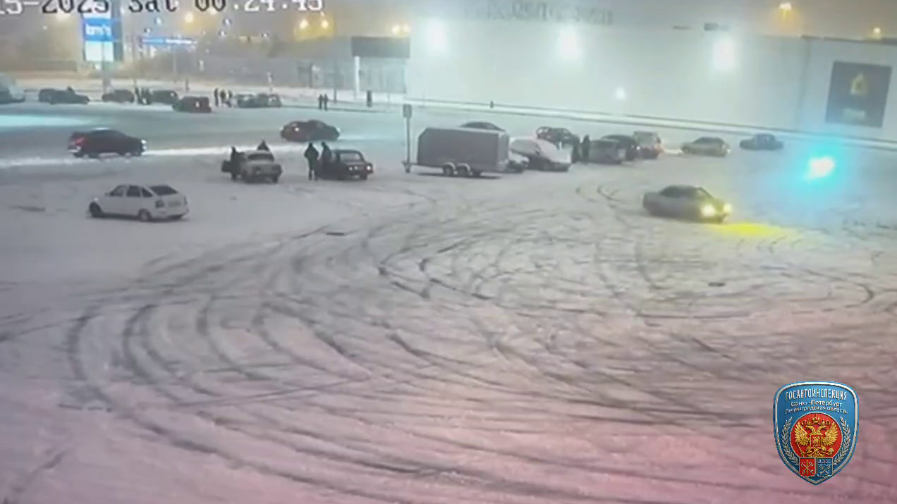Опасные маневры и круги на заснеженной парковке довели 19-летнего петербуржца до «административок»
