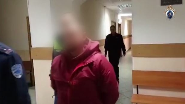 В Гатчине избрали меру пресечения мужчине, истязавшему скотчем маленького сына любовницы