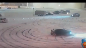 В Петербурге 19-летний кружила лишился авто из-за выходок на парковке ТЦ