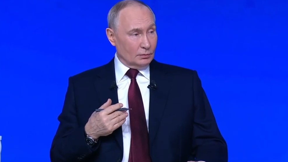 Без охраны и водителя? Путин рассказал, где в России он катался на машине инкогнито