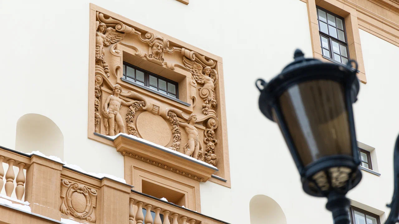 Утраченный барельеф 1910-х годов нашли при реставрации Дома Радио