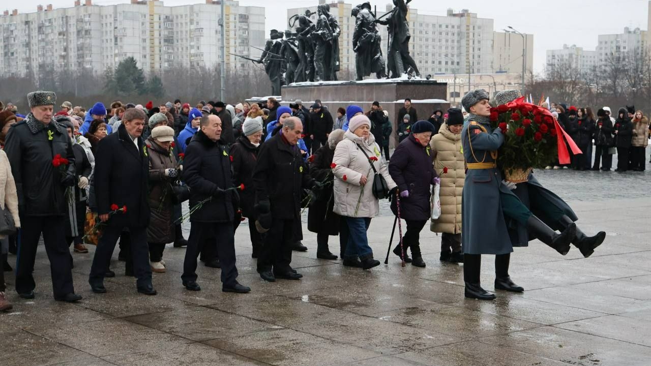 Врио главы Комитета по транспорту Ваньчков поздравил транспортников с годовщиной прорыва блокады Ленинграда