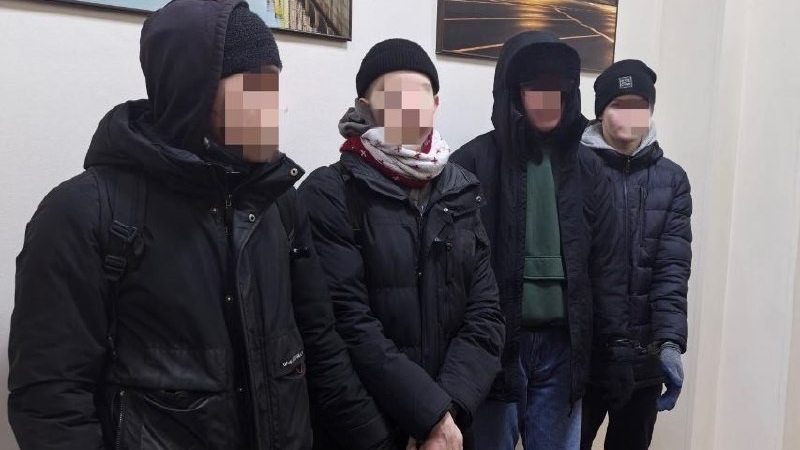 Росгвардия задержала четверых руферов-блогеров на крыше ЖК на Галстяна