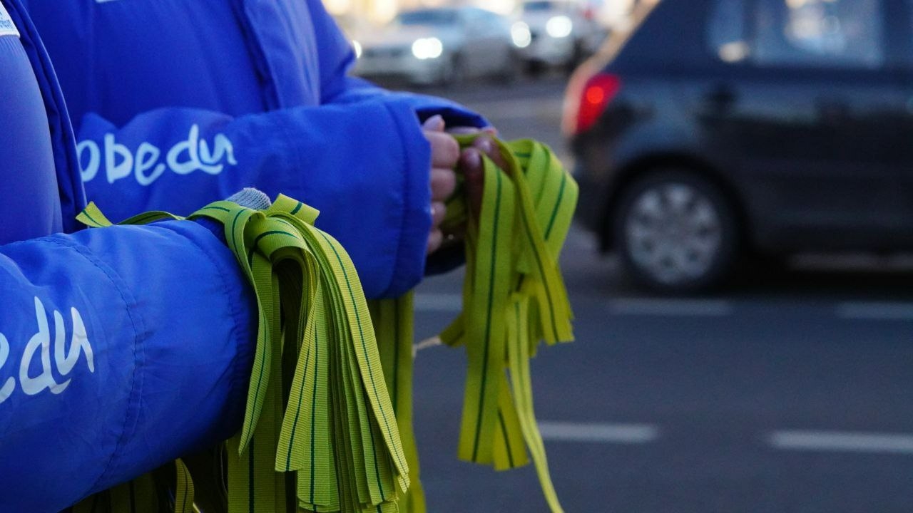 Ленты Ленинградской Победы будут раздавать 18 и 27 января у трех станций метро