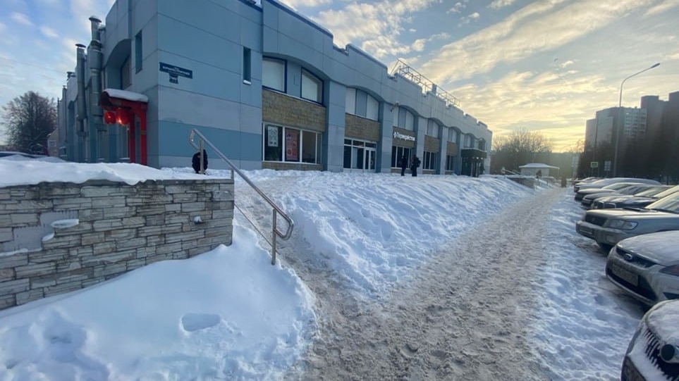 В Петербурге полсотни магазинов и ТЦ провинились перед жителями и ГАТИ