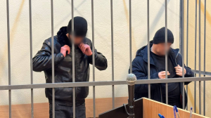 Суд избрал меру пресечения охранникам магазина на Коломяжском, задушивших посетителя