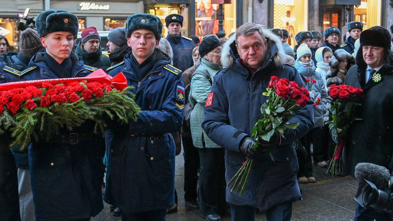 Транспортный блок Смольного организовал серию мероприятий ко Дню Ленинградской Победы