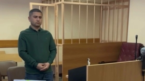 Сотрудника «Токио City» оштрафовали за отравление гостей и попытку дать взятку полицейскому в Петербурге