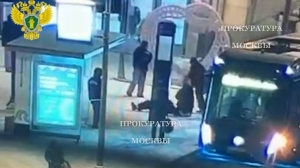 Трое пострадали, шестерых задержали: подросток обстрелял напавших на него дебоширов в Москве