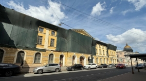 «Почта России» продает Главпочтамт и магазин за 1,2 млрд