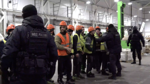 В Петербурге полиция пришла в «Перекресток» с проверкой после смерти покупателя