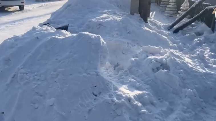 Девочка задохнулась в «снежном замке» под Красноярском