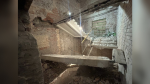 В театре «Мюзик-Холл» завершили расследование смерти рабочего под упавшей плитой