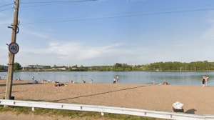 Пляж пригодного для купания Безымянного озера почистят за 1,5 млн