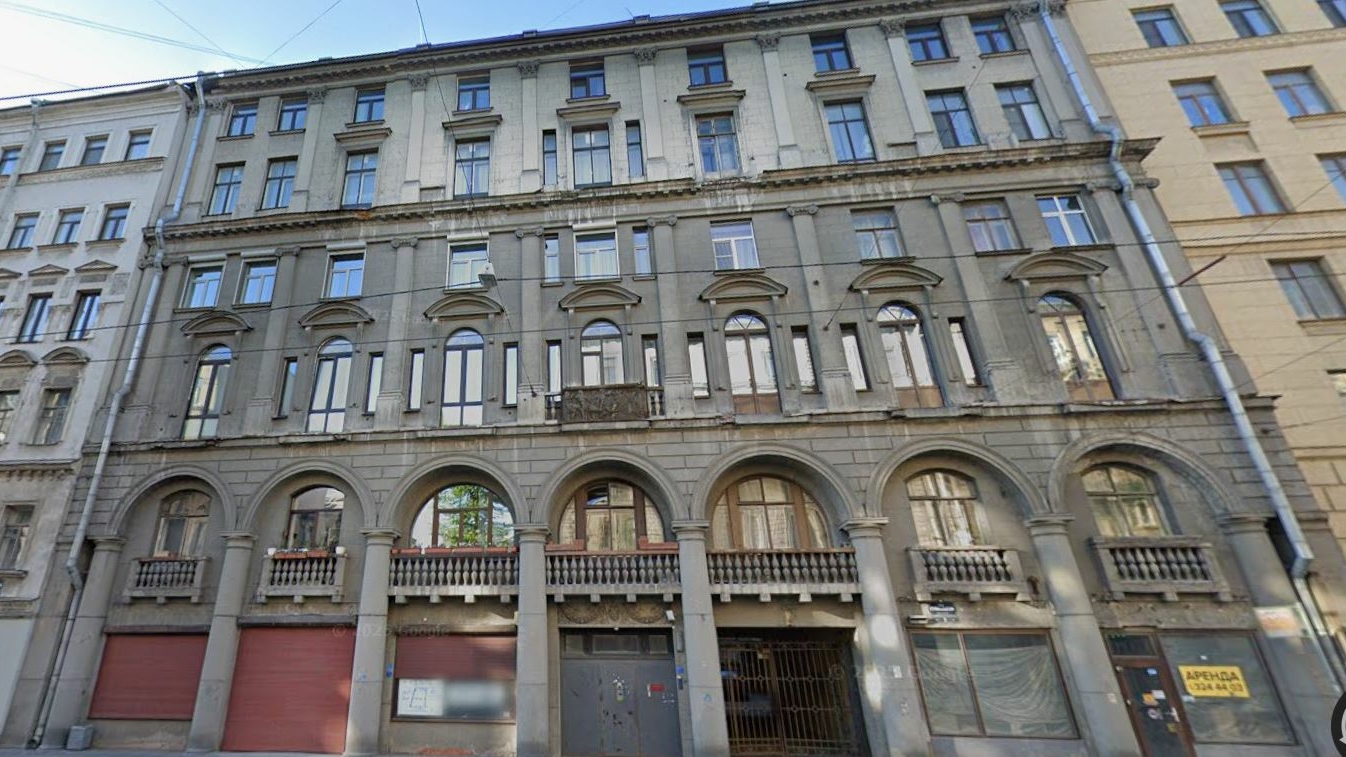 Тушили по номеру 1БИС, эвакуировали 20 человек: спасатели несколько часов боролись с сильным пожаром в доме на Куйбышева