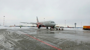 Безопасность – главный приоритет: Пулково работает в штатном режиме после сильного снегопада