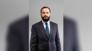 Полноценным главой комитета по контролю за имуществом назначен Михаил Сергеев