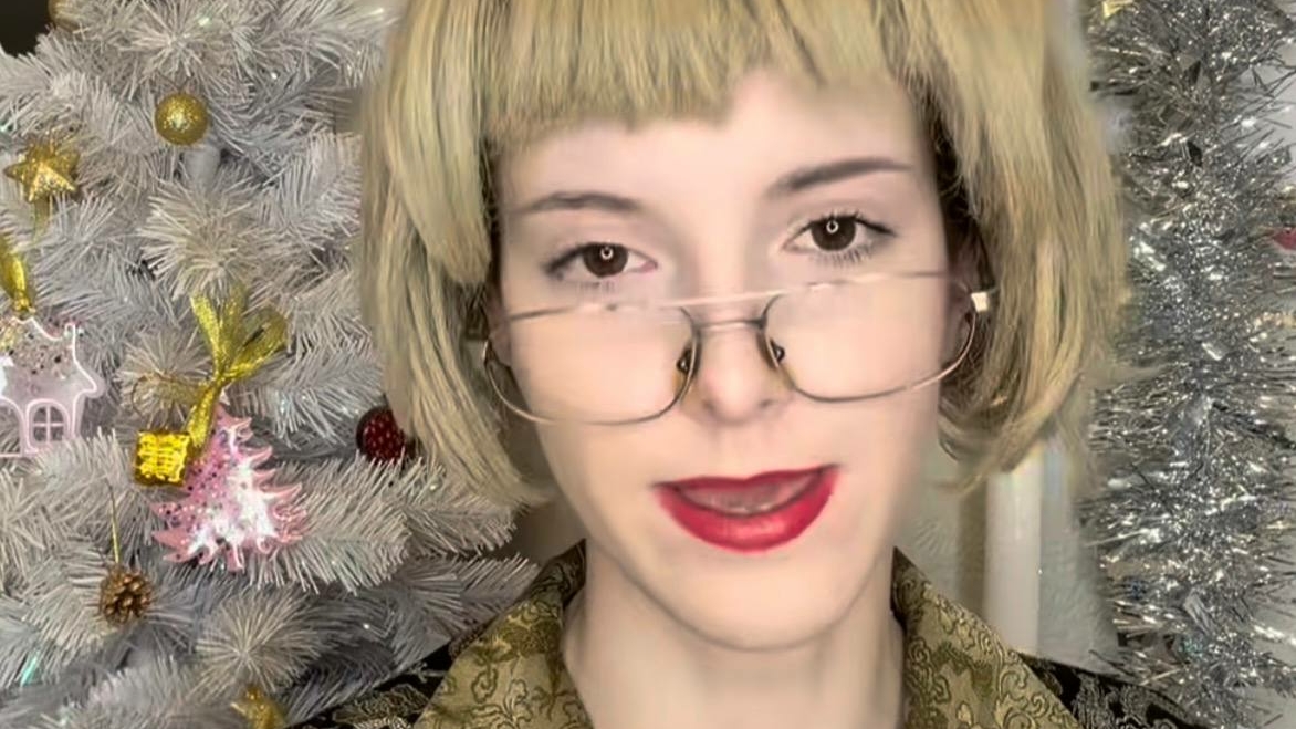 «Противная училка» из Петербурга запатентовала мем «дорогу педагогу»