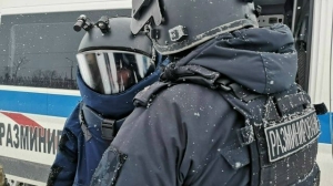 Рабочие наткнулись на военный снаряд во время прокладки трамвайных путей в Петербурге: заключение саперов