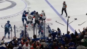 Хоккеисты устроили массовую драку в матче «Тампы» и «Флориды»