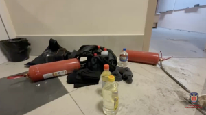 Пострадавшие в реанимации, подозреваемая в ИВС: как прошла ночь после нападение на школу в Красноярске