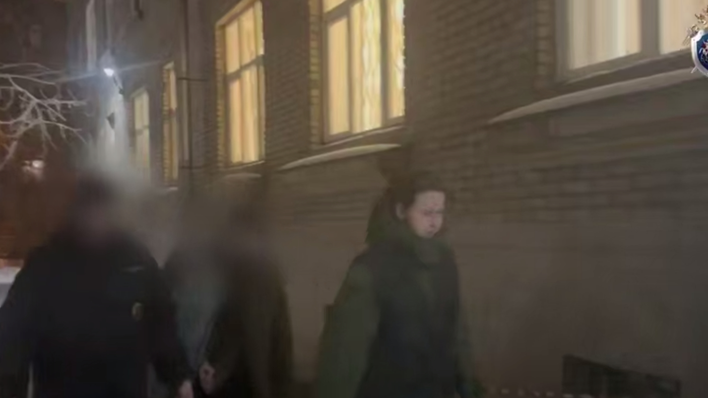 А могла бы быть только кража. Как петербуржец натворил делов на Маршала Жукова и чуть не убил полицейских?