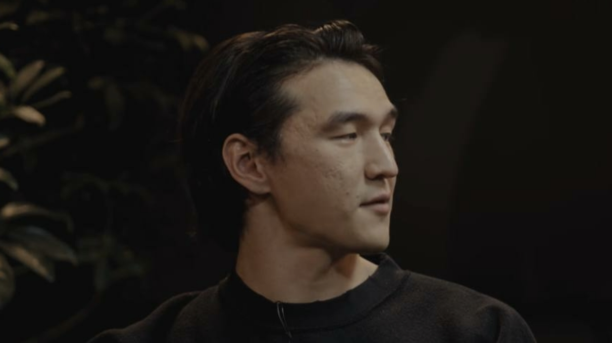 «Будут супер-патриотические выступления»: комик Нурлан Сабуров намерен вернуться в РФ