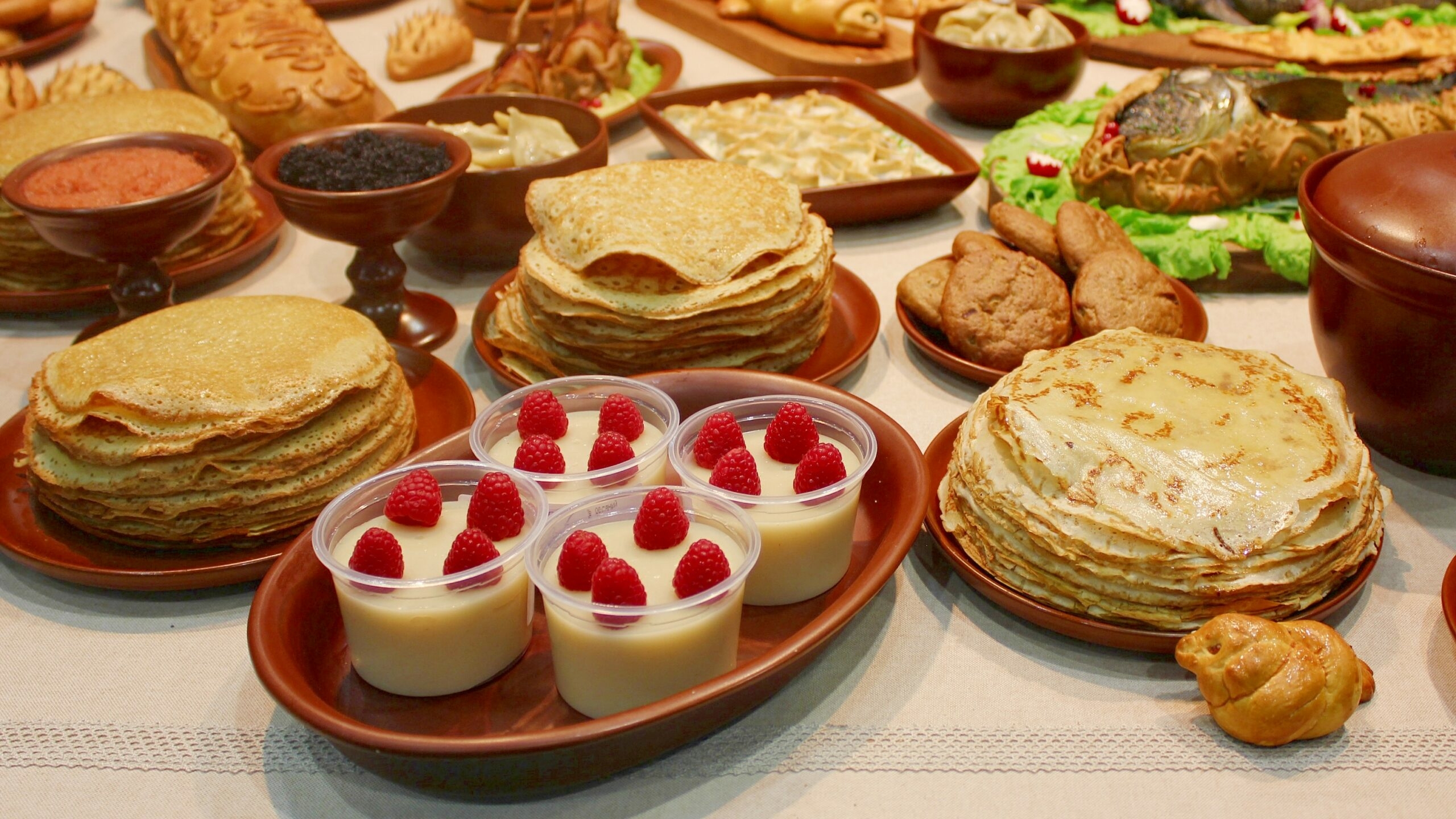 Полезные, диетичные и очень вкусные блины: эти 7 рецептов настоящие кудесницы оценят сразу — даже свекровь не устоит