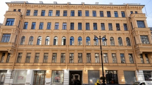 На Невском проспекте тушили пожар в недавно отреставрированном доме Тырлова