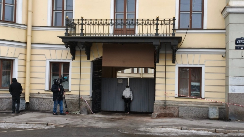 После повреждения «Дома Неклюдова П.В.» на Фонтанке КГИОП написал заявление в полицию