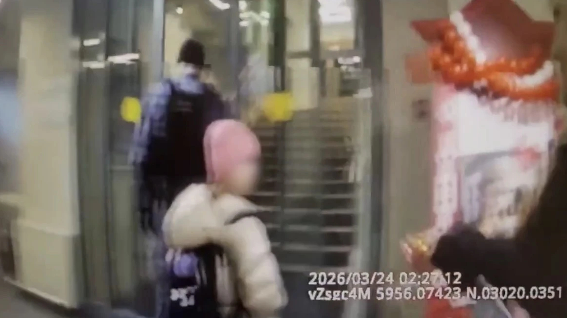 В Петербурге устроили ночные поиски 11-летней балерины