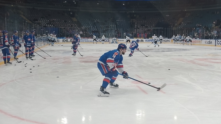 Канадский защитник СКА Филлипс признался в любви к России