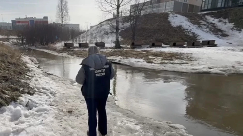 СК показал место в Петербурге, где нашли тело девушки: ее личность все еще не установили