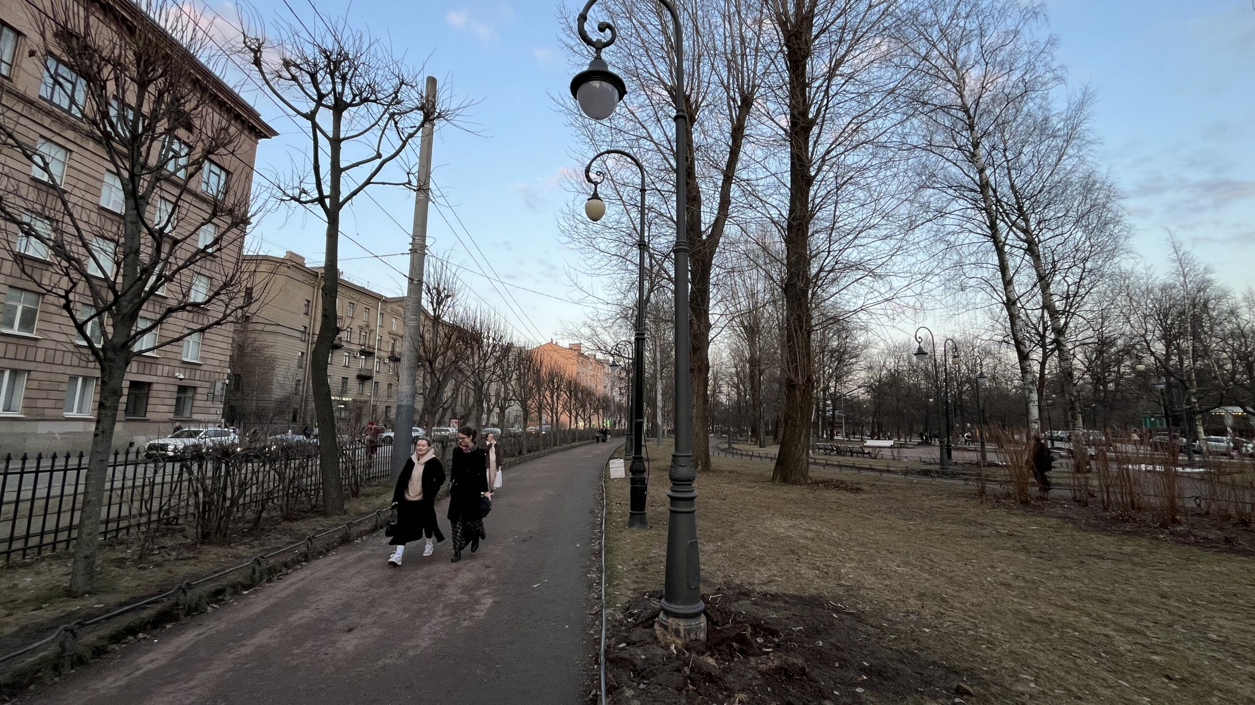 Фонари на Петроградке раздвоились в глазах «Газпрома»