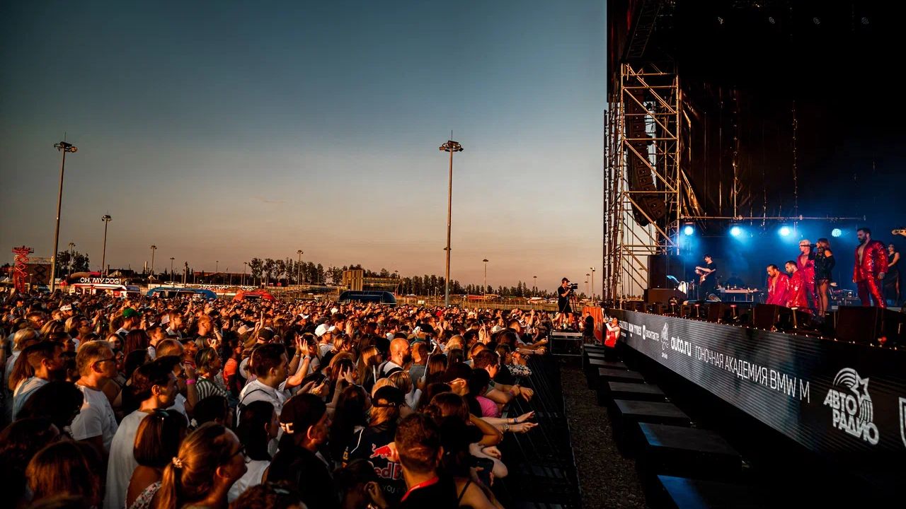 Ваня Дмитриенко выйдет на сцену фестиваля ГАРАЖ ФЕСТ Игора Драйв