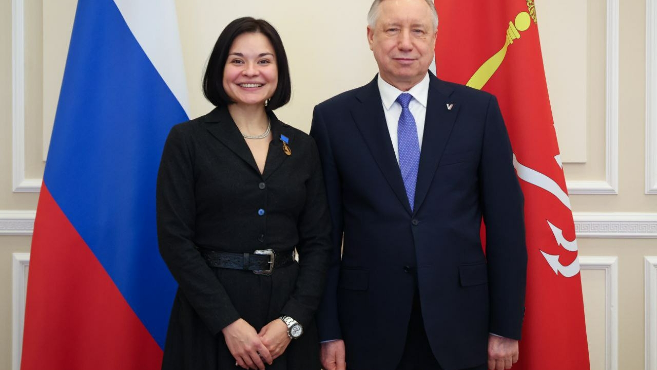 В Петербурге наградили дочь Шойгу за заслуги перед городом