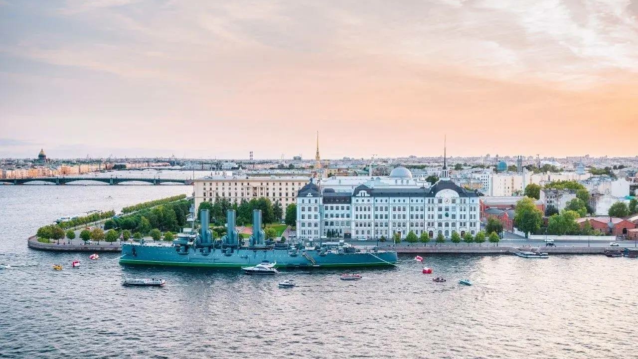 Петербург поборется за статус туристического лидера страны: в каких номинациях представят город?