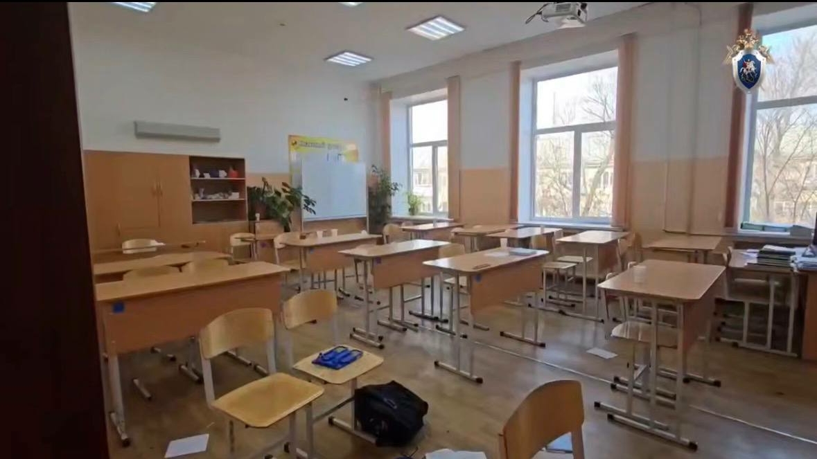 СК показал школу в Челябинске, где мальчик напал на ученицу якобы из-за ревности