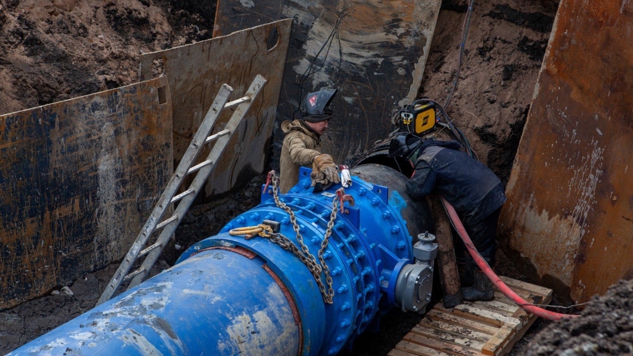 В Петербурге на Богатырском проспекте завершили реконструкцию водопроводной магистрали