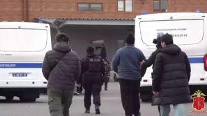 В Петербурге свыше 60 новоиспеченных россиян отправили в военкоматы после рейда